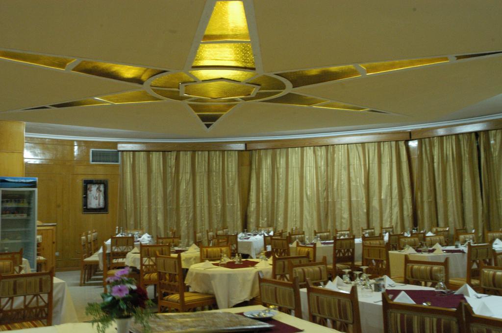 Nefertari Hotel Abu Simble Abu Simbel Exterior foto
